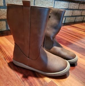 Little girls faux leather boots, brand new